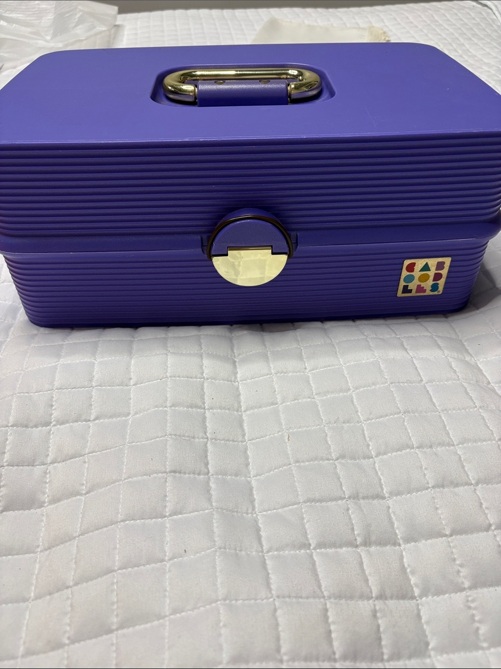 Caboodles Purple Train Case with Gold Accents size 9x14